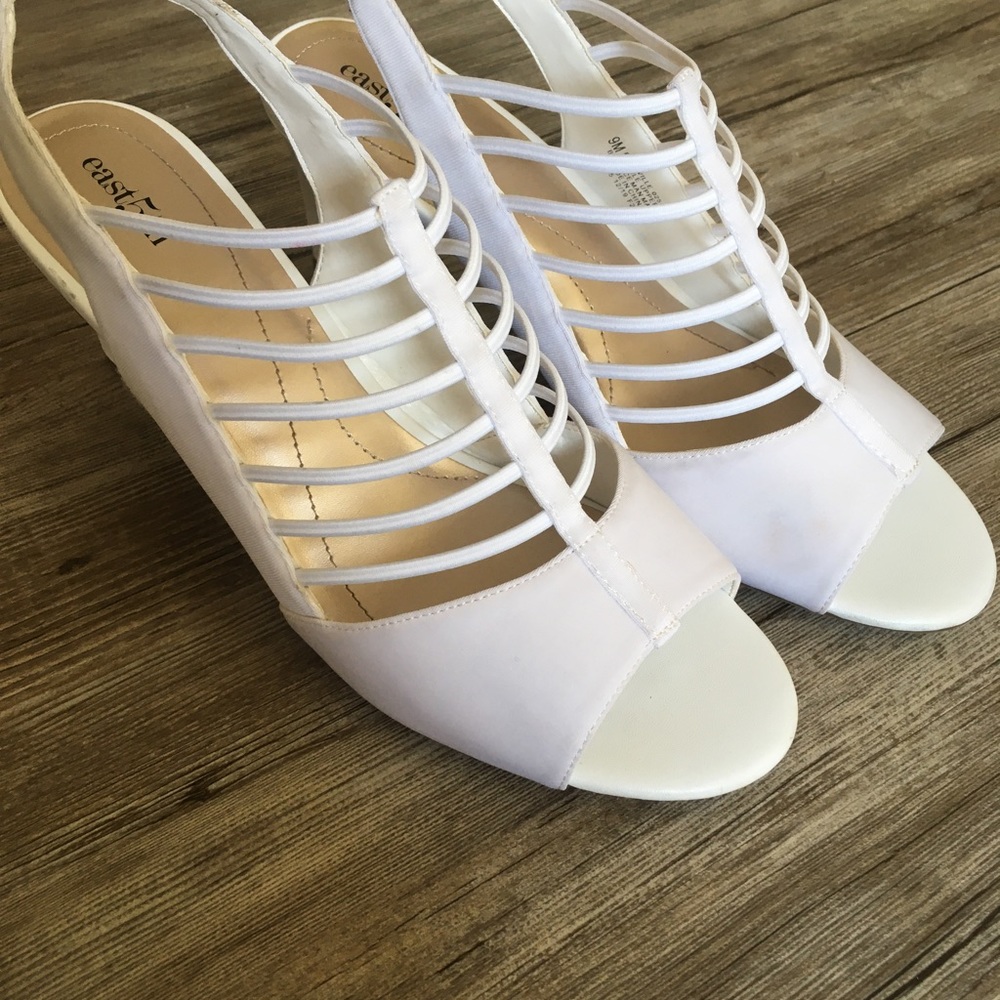 White strap sandals heel size 9